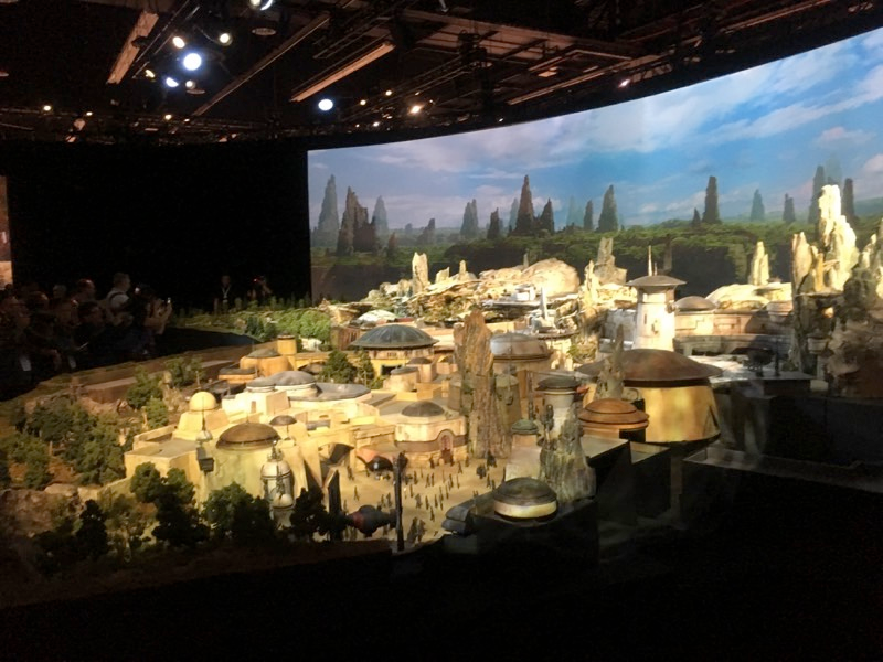 Illustration for article titled Here's Your First Look at an Insanely Detailed Model of Disney's Star Wars Land (UPDATED)
